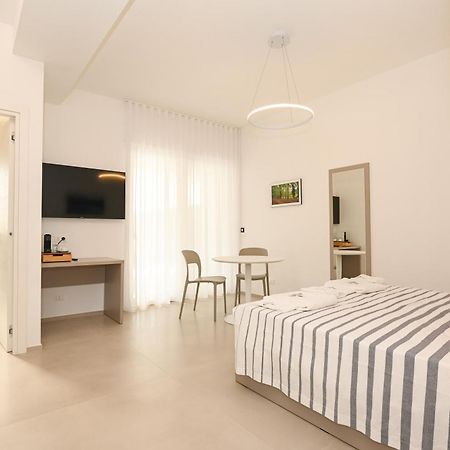 Agora Vieste Rooms & Apartments Экстерьер фото