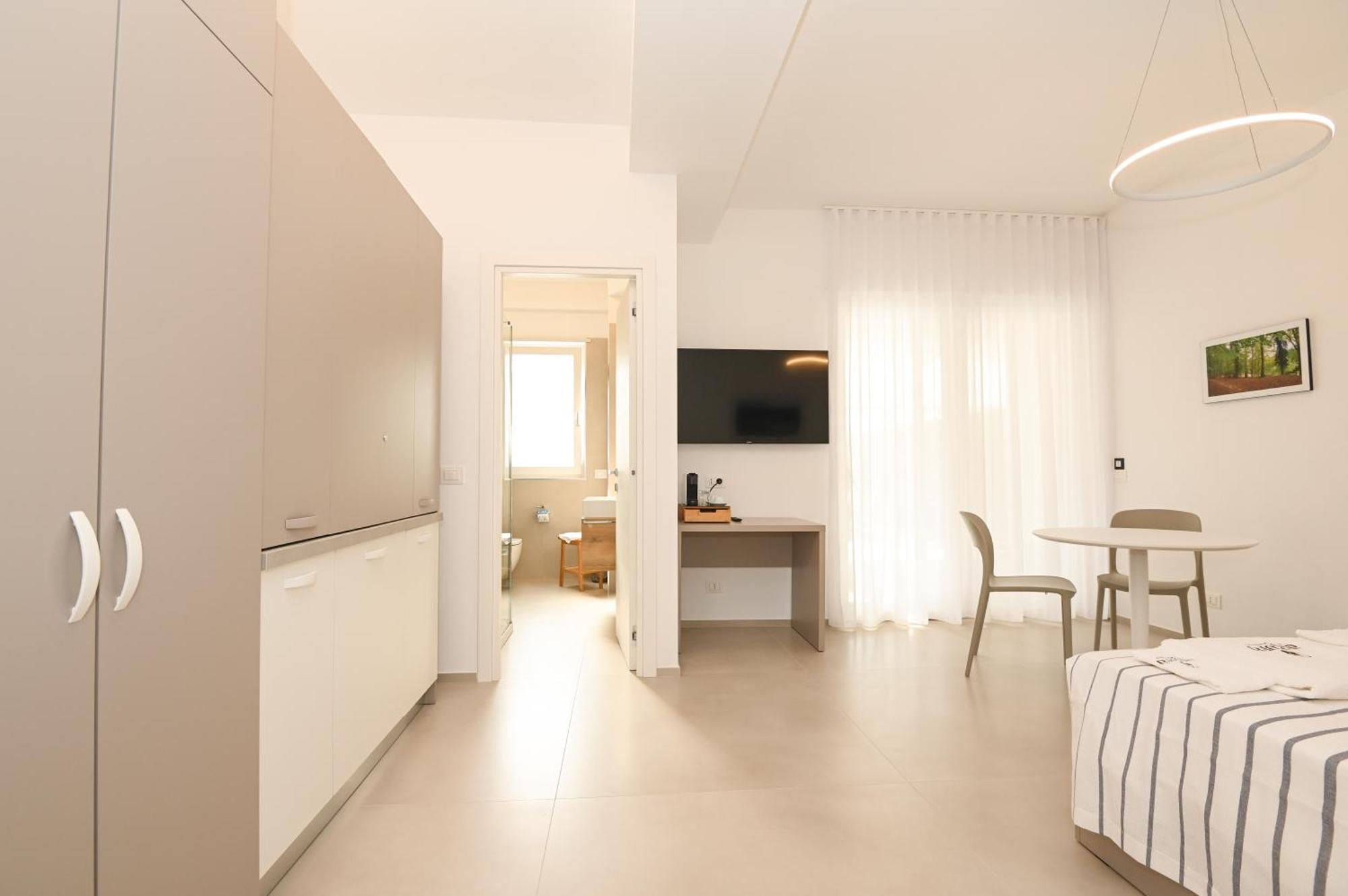 Agora Vieste Rooms & Apartments Экстерьер фото