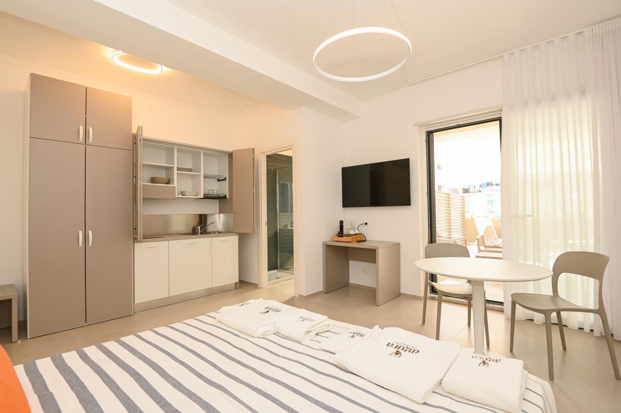 Agora Vieste Rooms & Apartments Экстерьер фото