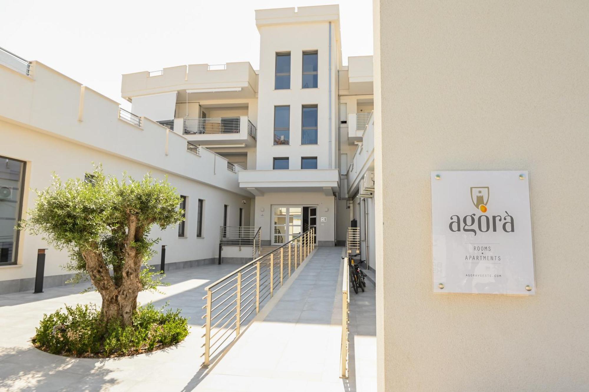 Agora Vieste Rooms & Apartments Экстерьер фото
