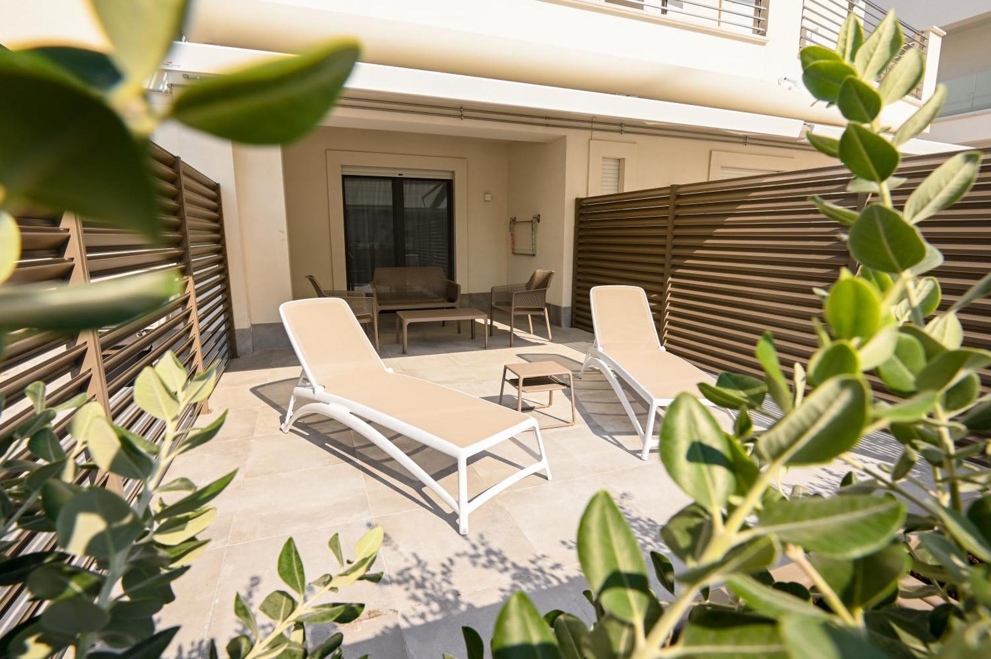 Agora Vieste Rooms & Apartments Экстерьер фото