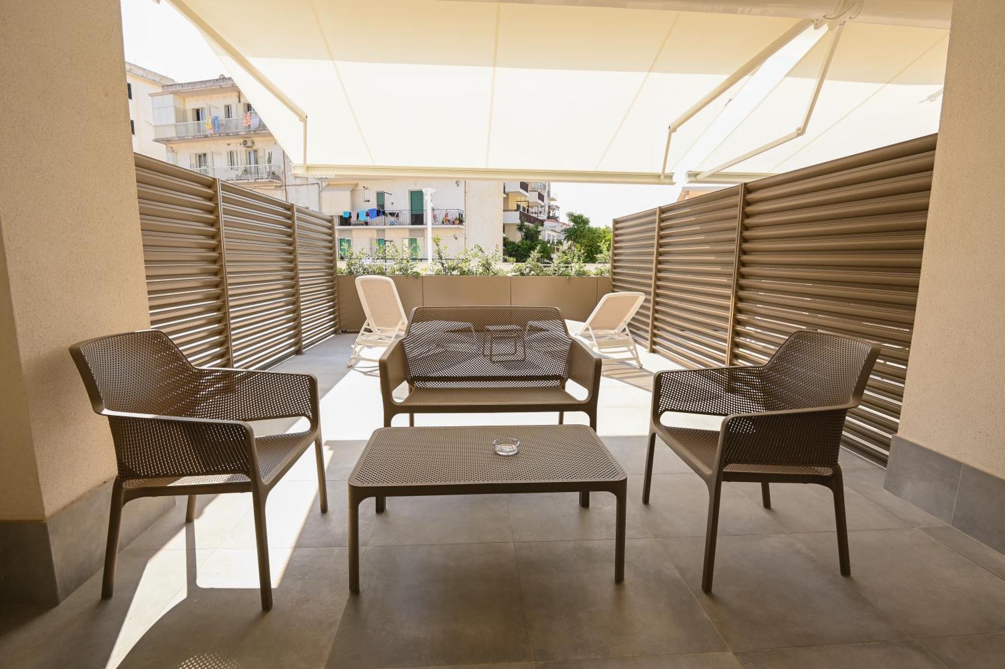 Agora Vieste Rooms & Apartments Экстерьер фото